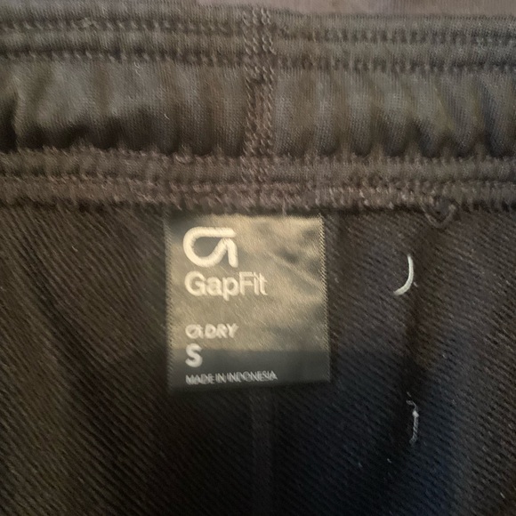 4 pair of sweatpants Uniqlo and Gap - Picture 7 of 7